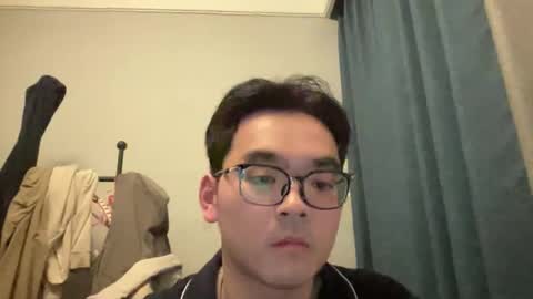 Albert Locko online show from February 15, 4:48 pm