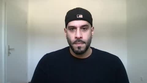 Snapshot of yul53 chatting on November 2, 8:07 am yul53 online show from November 2, 8:07 am