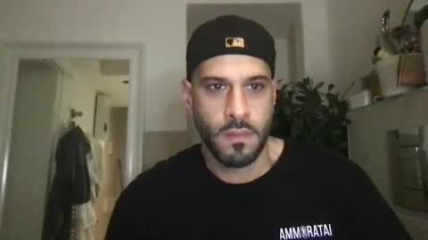 Snapshot of yul53 chatting on October 5, 1:26 pm yul53 online show from October 5, 1:26 pm