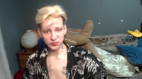 Toshka online show from January 17, 3:23 am