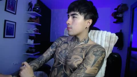 zac_muller1 online show from March 23, 9:04 am