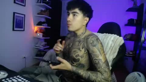 zac_muller1 online show from July 7, 7:23 am