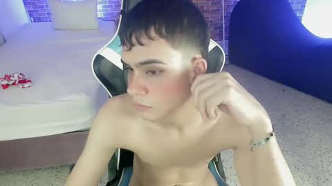 ZACARIAS online show from September 14, 5:31 am