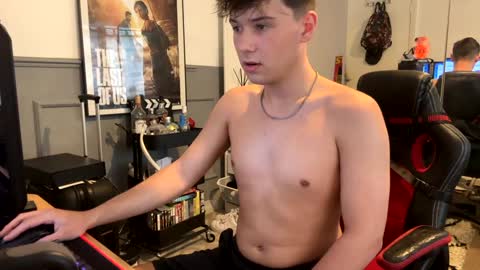 Zachbritboy online show from February 4, 1:48 pm