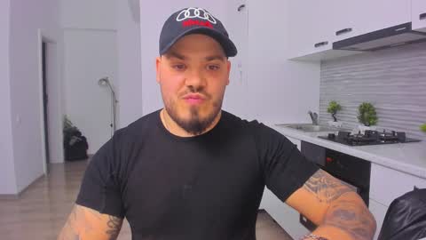 Zack online show from February 4, 10:45 pm