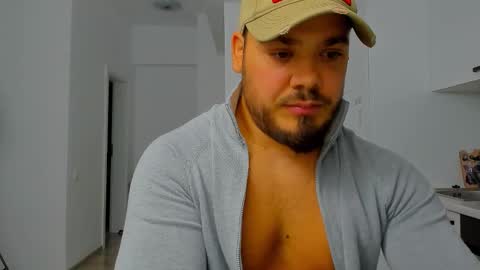 Zack online show from October 3, 10:04 pm