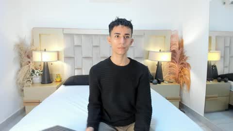 zahir_ashar online show from March 29, 12:22 am