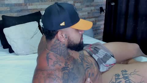 INSTAGRAM yormanfit7 online show from February 5, 10:33 pm