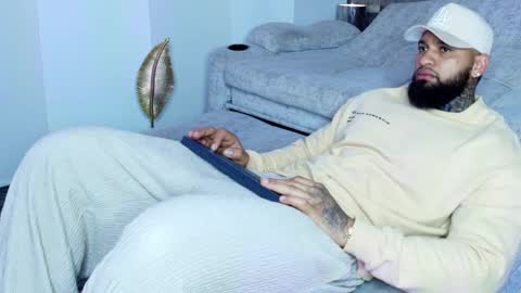 INSTAGRAM yormanfit7 online show from September 22, 10:48 am