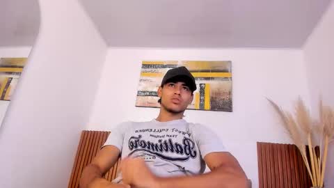 Snapshot of zander_2120 chatting on October 11, 1:15 pm Zander online show from October 11, 1:15 pm