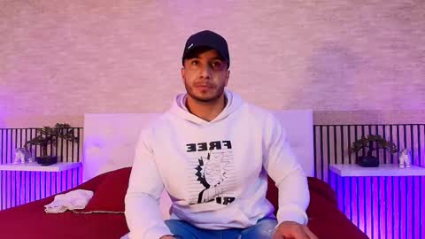 zanemaverick online show from December 1, 11:57 am