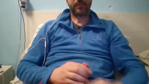 zeus online show from March 3, 6:04 pm