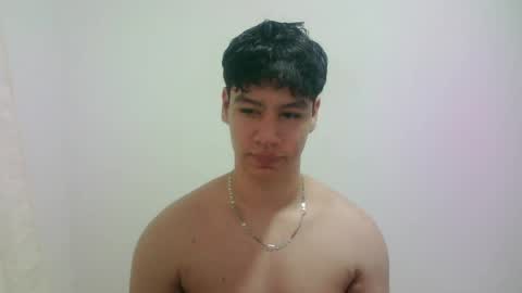 zeus_183 online show from April 17, 8:28 am