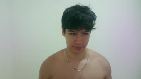 zeus_183 online show from July 16, 2:51 am