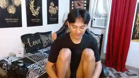 zavier skinny asian online show from November 30, 10:01 pm