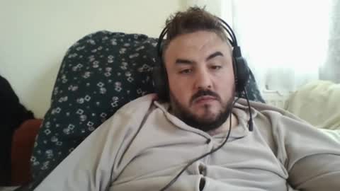 zH1NaSaH online show from May 3, 8:28 am