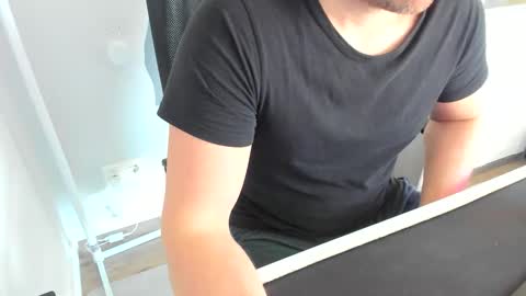 ziemlichflutschig online show from March 20, 6:50 am