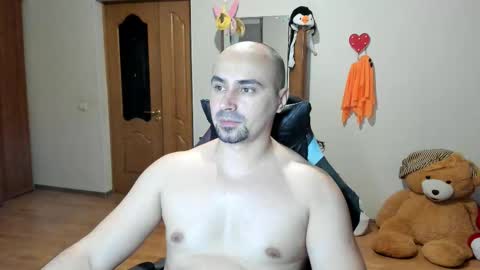 Ziesh online show from November 23, 9:04 pm