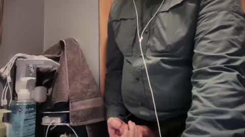 zinger283069 online show from March 2, 5:53 pm