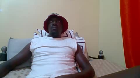 Zlatann2012 online show from October 18, 12:54 pm