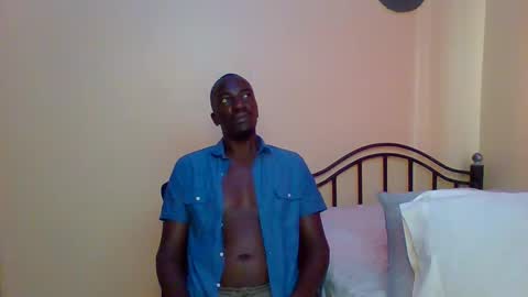 Zlatann2012 online show from March 2, 12:58 pm