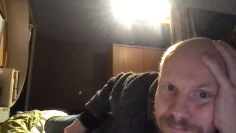 zolexthomas online show from October 31, 6:44 pm