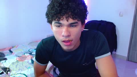 antonio felipe online show from February 6, 10:15 am