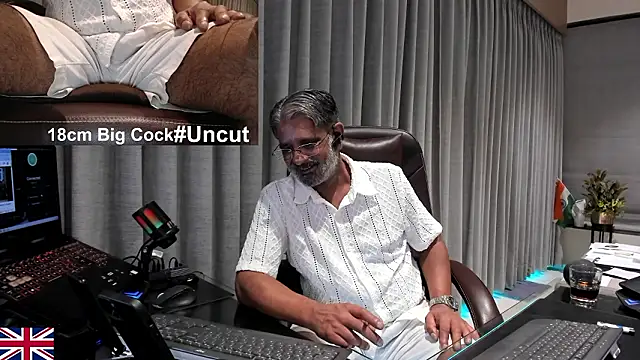 OnlineBossUK online show from February 25, 7:15 pm