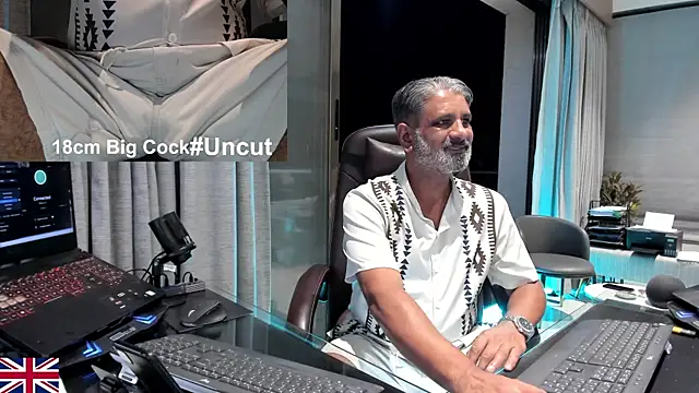 OnlineBossUK online show from April 3, 2:14 pm