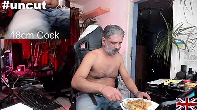 OnlineBossUK online show from December 26, 4:53 am