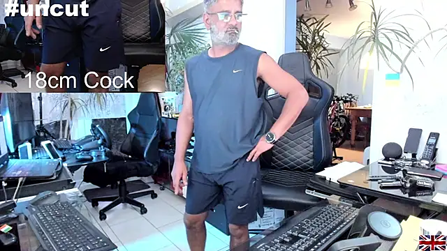 OnlineBossUK online show from March 17, 6:32 pm