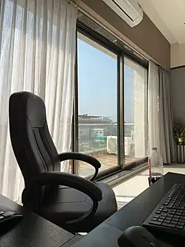 OnlineBossUK online show from January 23, 6:06 am