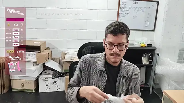 AndyHepburn online show from October 20, 7:18 pm