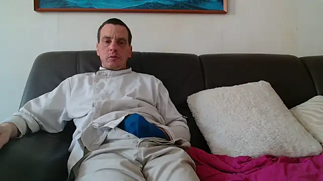 cloupefun online show from January 18, 1:46 pm