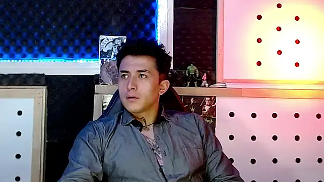 Darko0717 online show from December 24, 1:06 am