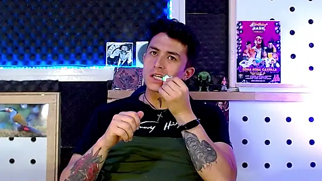 Darko0717 online show from January 30, 10:09 pm