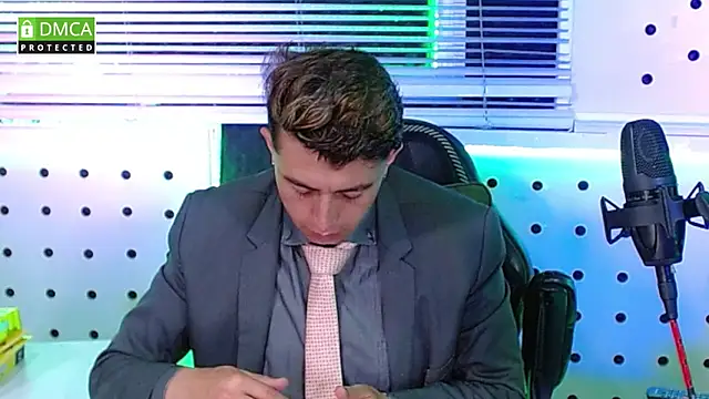 Darko0717 online show from October 18, 12:10 pm