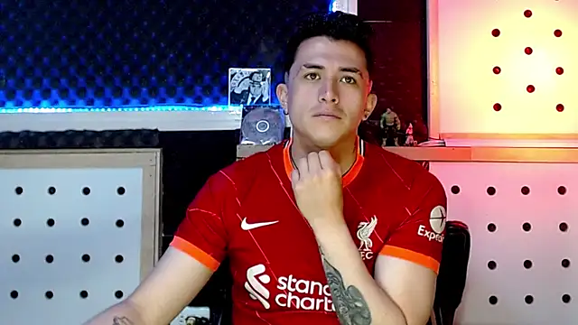 Darko0717 online show from December 12, 2:00 pm