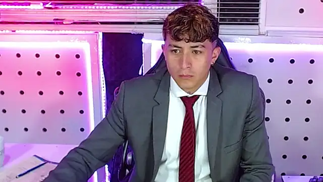 Darko0717 online show from September 24, 12:03 pm