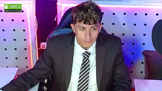 Darko0717 online show from October 6, 2:00 pm