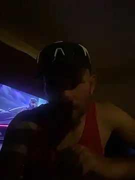 Hereisjohnnyberg online show from February 10, 9:58 am