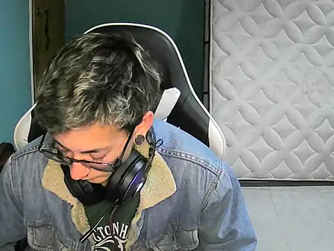 Jughead 16 online show from September 27, 1:47 am