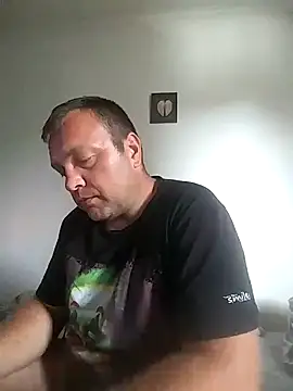 Snapshot of Bury0117 chatting on September 20, 10:04 am Bury0117 online show from September 20, 10:04 am