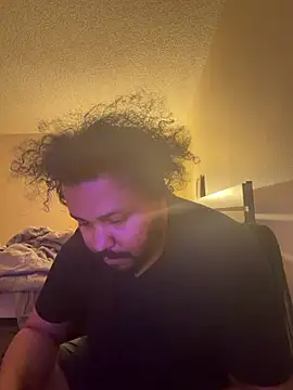 off blackolive online show from April 7, 10:15 am