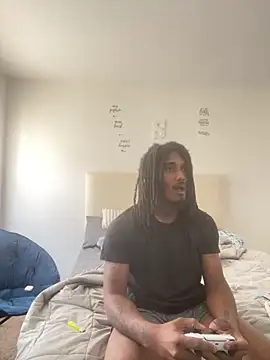 Snapshot of BD2LONG chatting on January 9, 5:54 pm BD2LONG online show from January 9, 5:54 pm