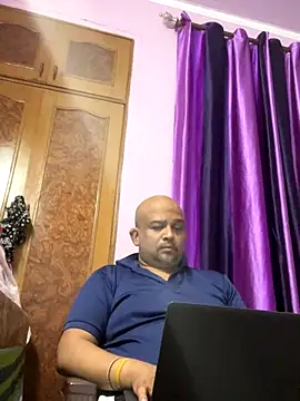 Dick 6inches online show from October 20, 2:32 pm