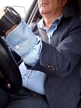 stiffandlubedxh online show from February 8, 8:35 pm