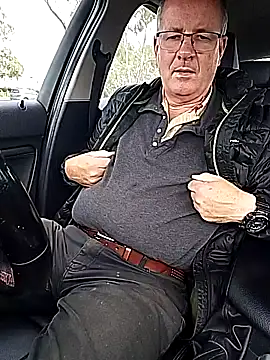 stiffandlubedxh online show from March 27, 2:38 am