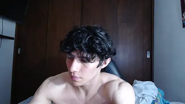 aresholland online show from February 8, 2:26 am