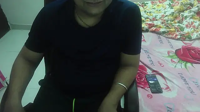 Snapshot of rentarob chatting on March 9, 5:39 pm rentarob online show from March 9, 5:39 pm
